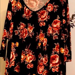 Rose printed tunic